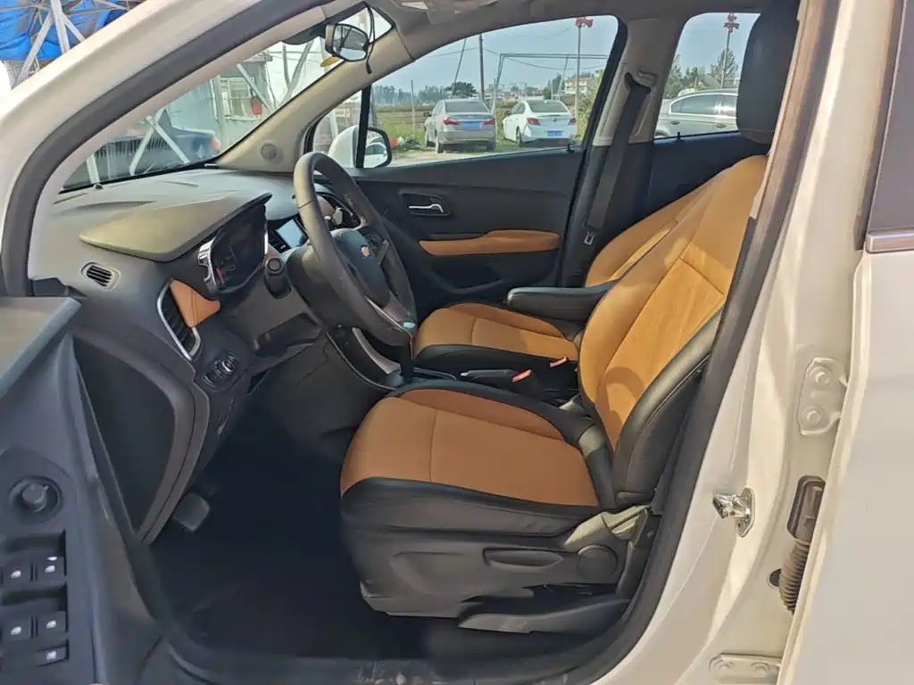 Chevrolet Trax — миниатюра 15