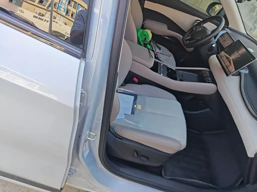 BYD Yuan Plus — миниатюра 25