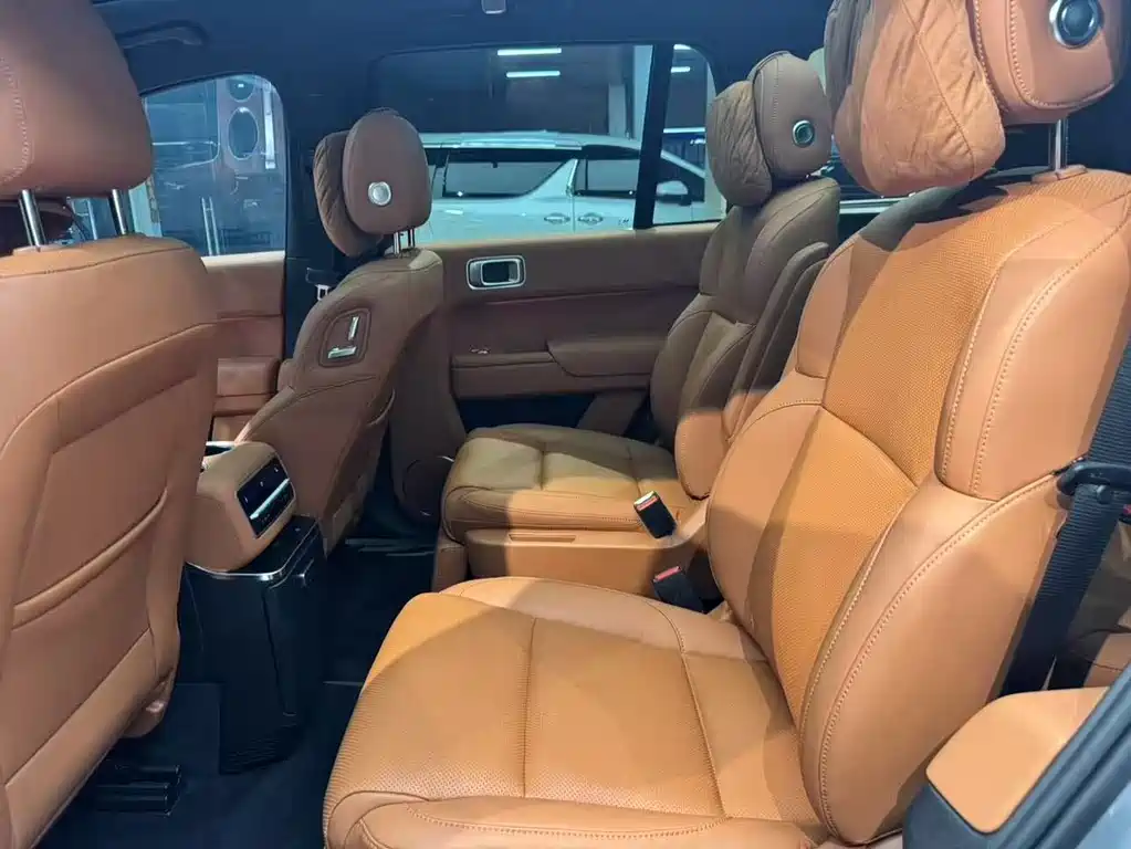 Li Auto Li L8 — миниатюра 15