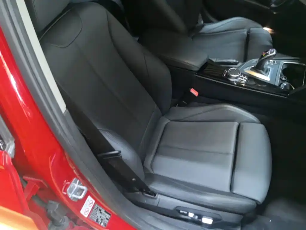 BMW 3 Series — миниатюра 25