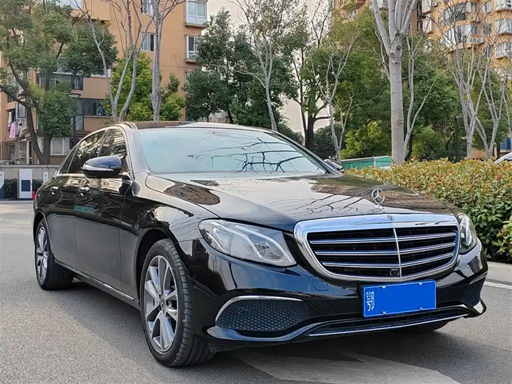 Mercedes-Benz E-Class E 2019 E 300 L Fashion