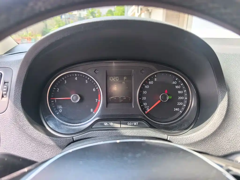 Volkswagen Polo — миниатюра 4