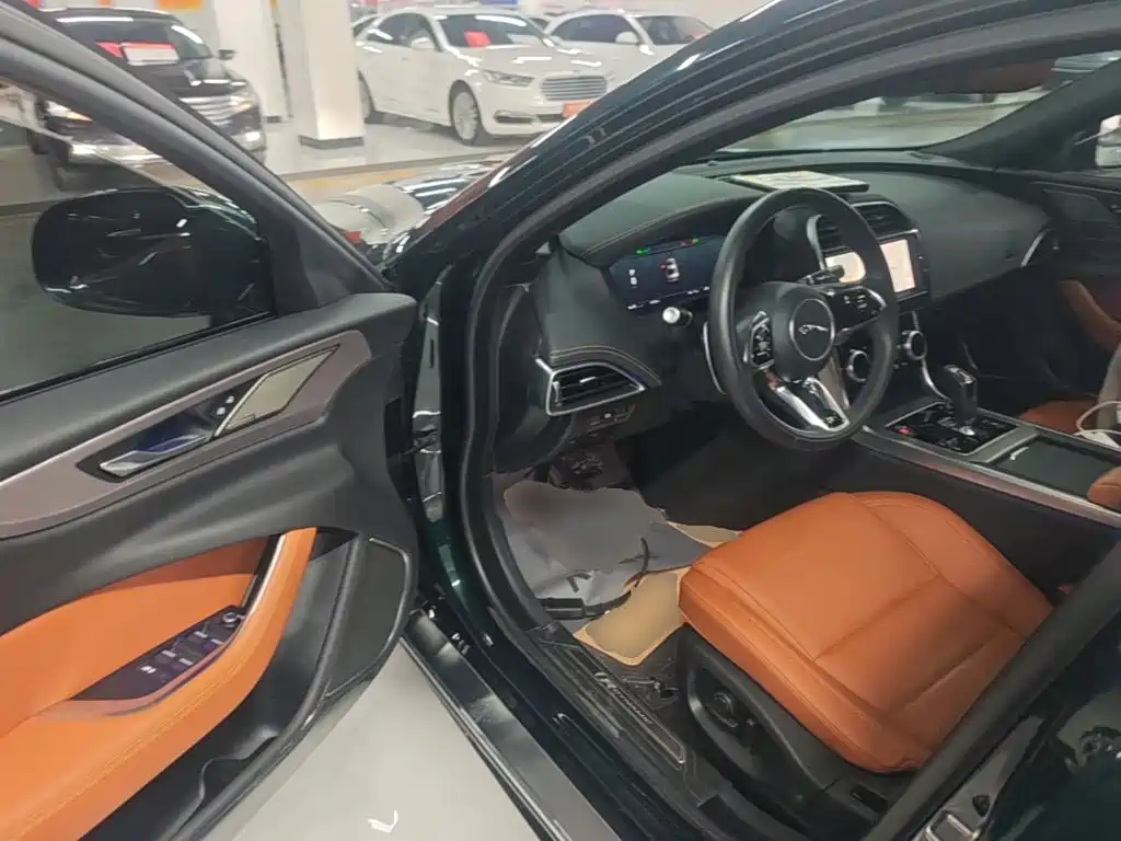 Jaguar XEL — миниатюра 16