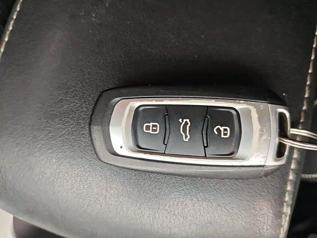 Geely Emgrand GS — миниатюра 9