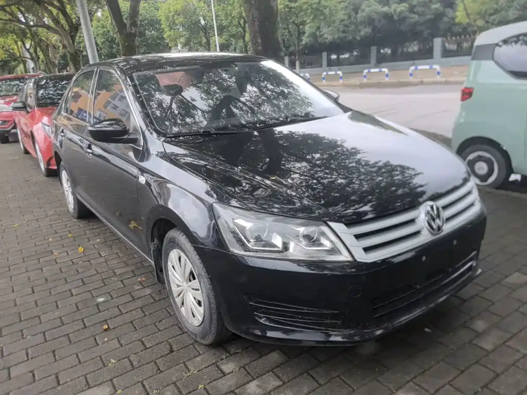 Volkswagen Santana — миниатюра 4