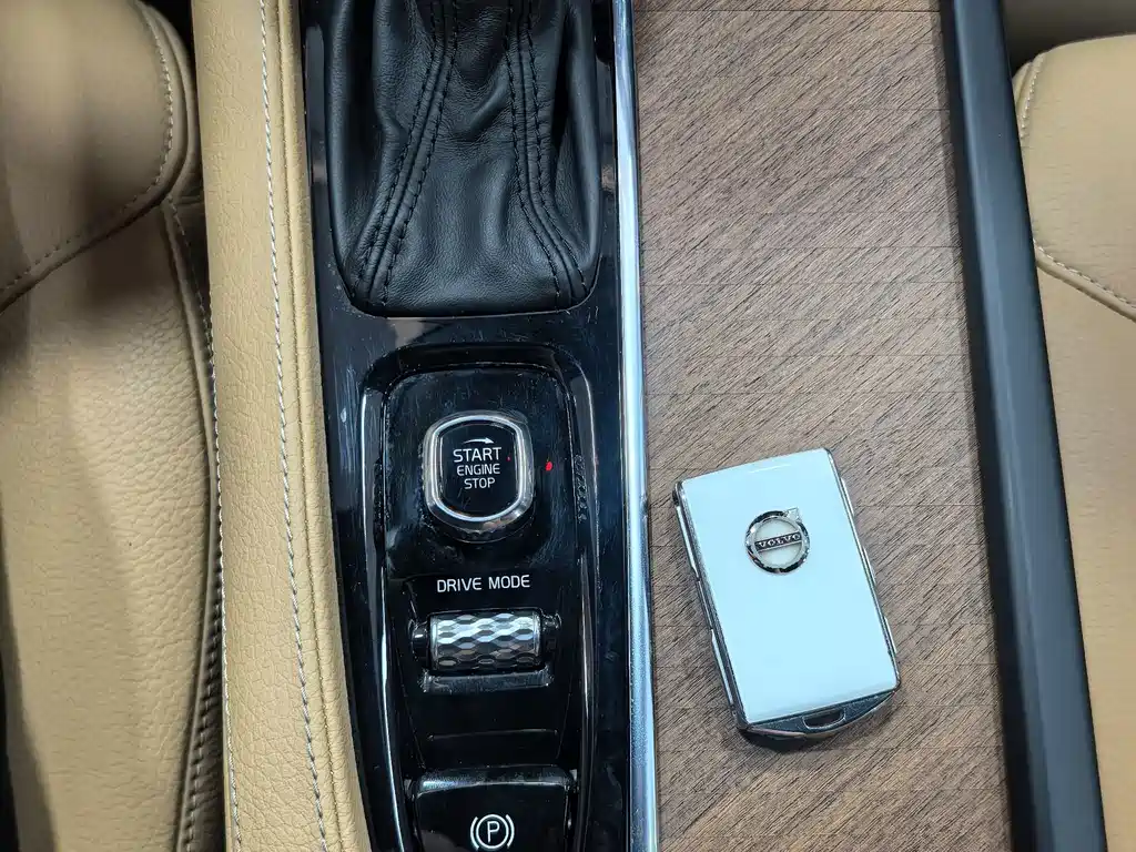 Volvo S90 — миниатюра 18