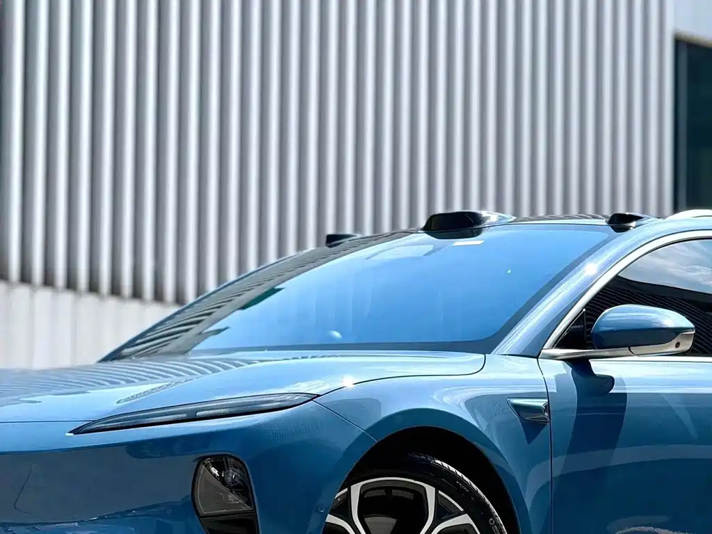 NIO ET5T — миниатюра 2