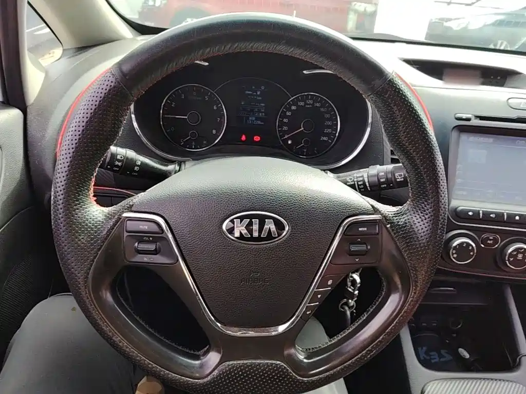 Kia K3S — миниатюра 11