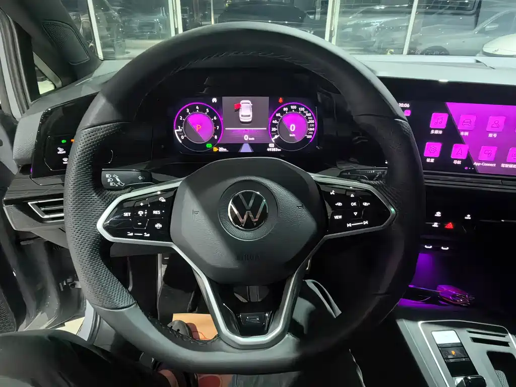Volkswagen Golf — миниатюра 12