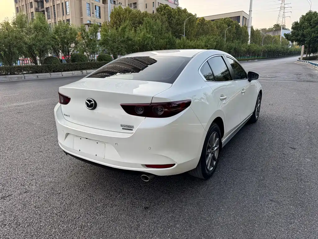 Mazda 3 Axela — миниатюра 9