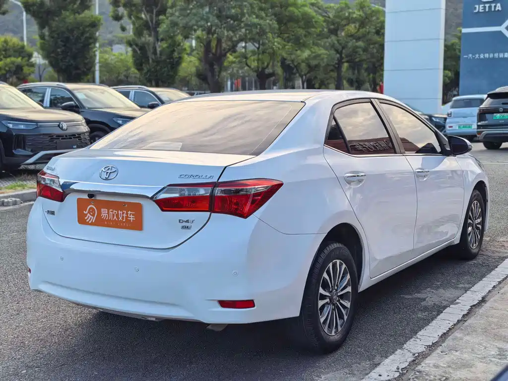 Toyota Corolla — миниатюра 7