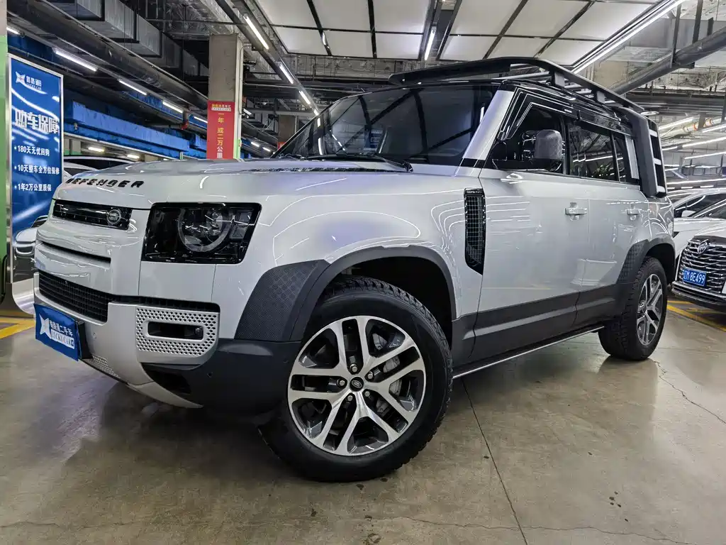 Land Rover Defender 2021