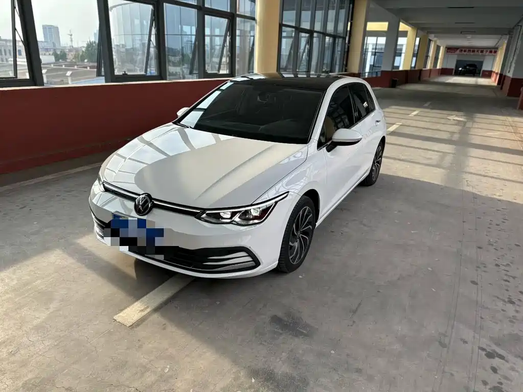 Купить Volkswagen Golf