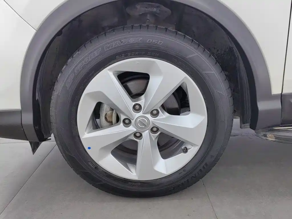 Nissan Qashqai — миниатюра 17