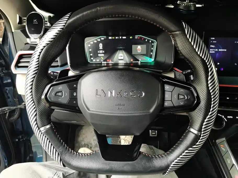 Lynk & Co 06 — миниатюра 15