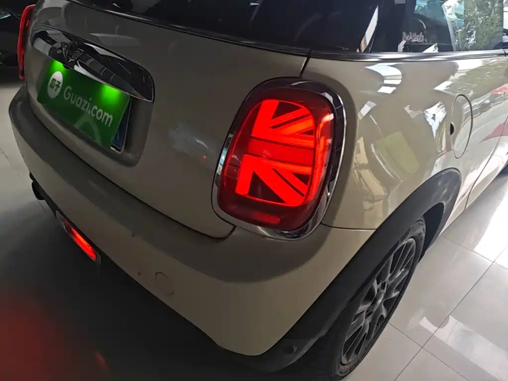 MINI Mini — миниатюра 8