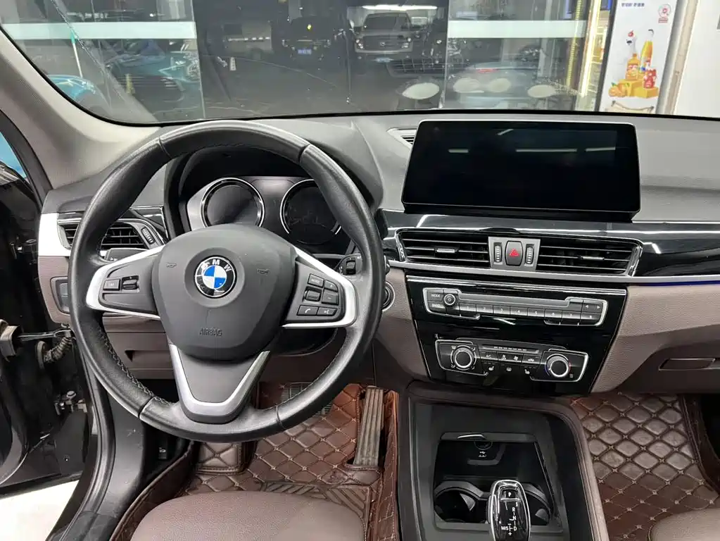 BMW X1 — миниатюра 9