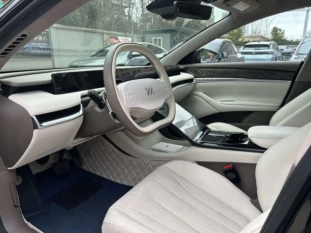 ZHIJI AUTOMOBILE ZHIJI L7