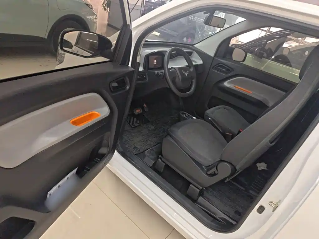 Wuling MINIEV — миниатюра 16