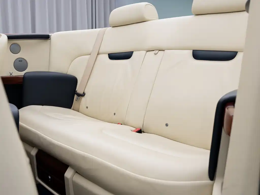 Rolls-Royce Phantom — миниатюра 19