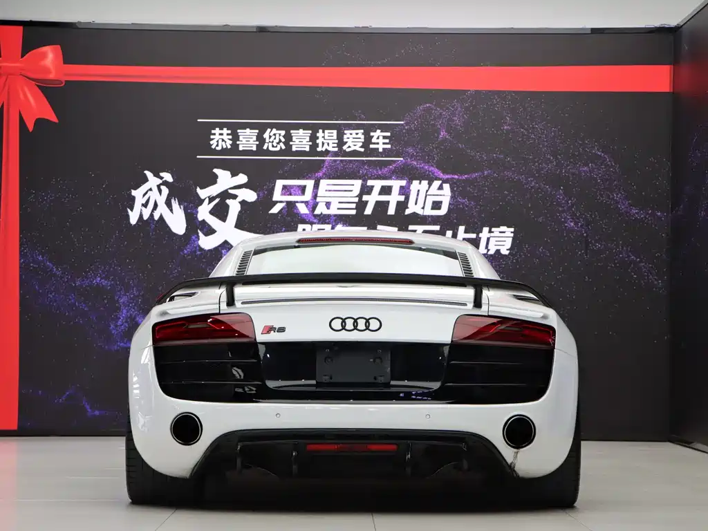 Audi R8 — миниатюра 5