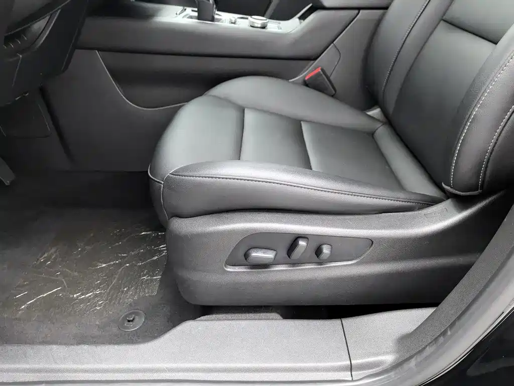 Cadillac XT4 — миниатюра 20