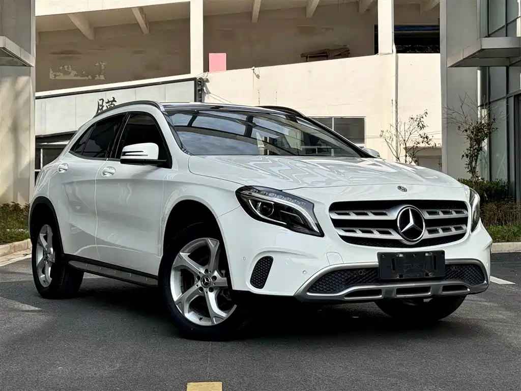 Mercedes-Benz GLA 2019