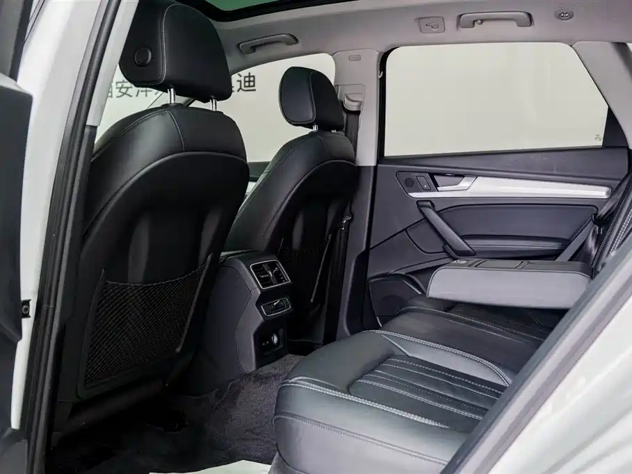 Audi Q5L 2020 40 TFSI Fashion