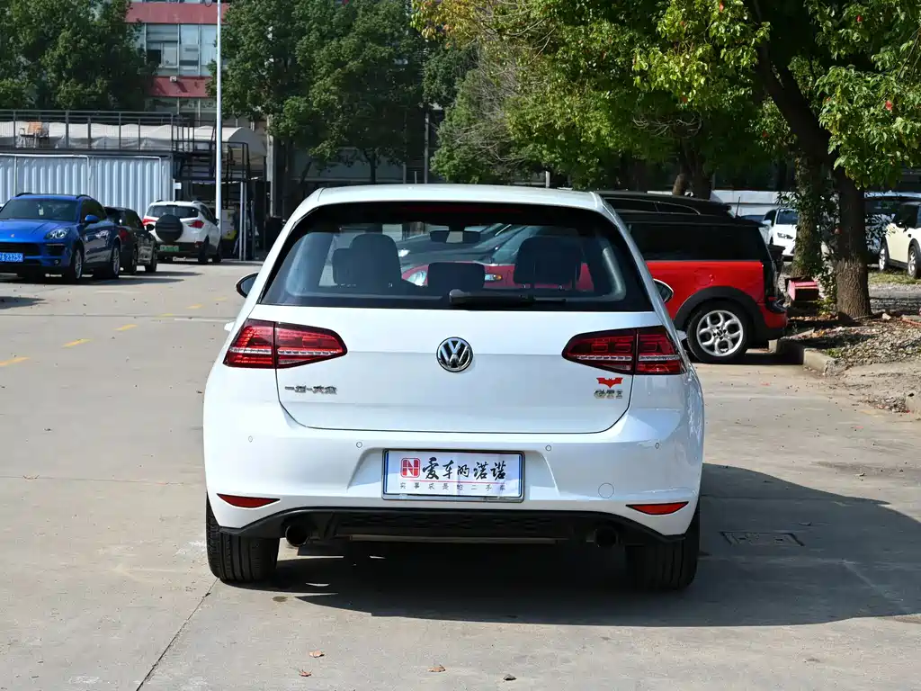Volkswagen Golf GTI — миниатюра 4