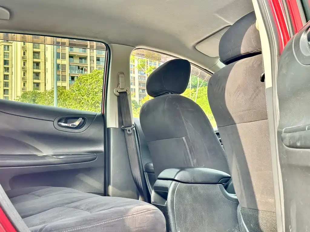 Nissan Tiida 1.6L CVT Luxury Type, фото 24