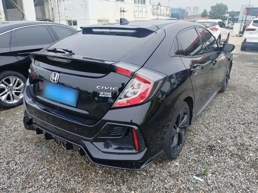 Honda Civic — миниатюра 10