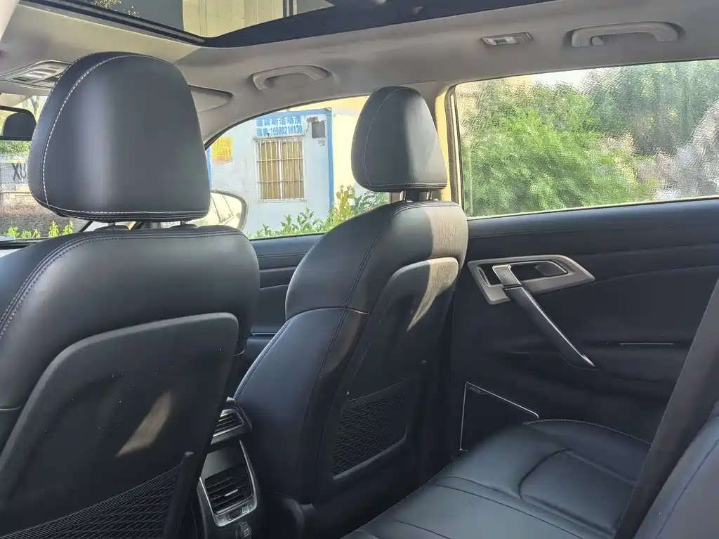 Geely Boyue — миниатюра 6
