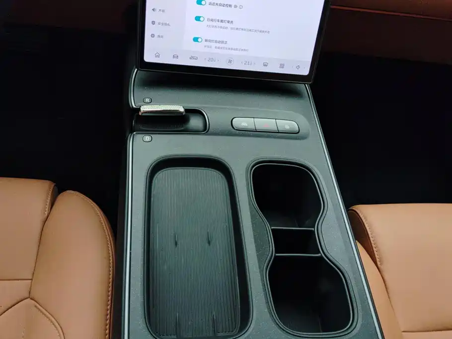 NIO ET5T — миниатюра 16