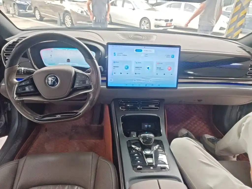 BYD Han — миниатюра 10