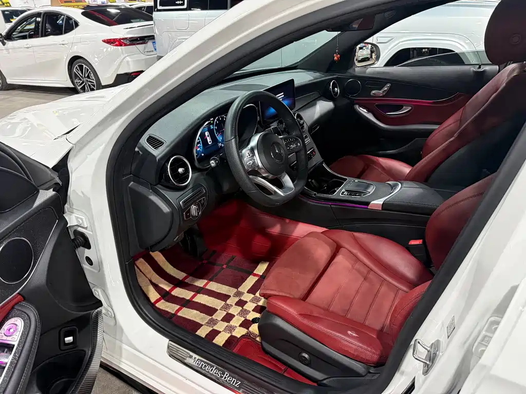 Mercedes-Benz C-Class — миниатюра 7