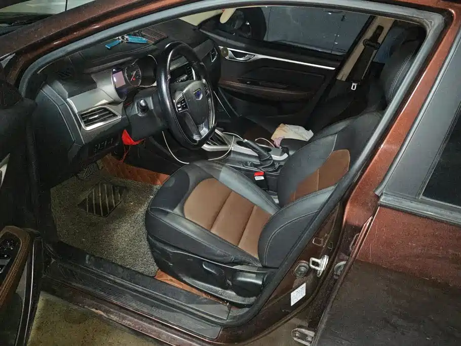 Geely Vision — миниатюра 9
