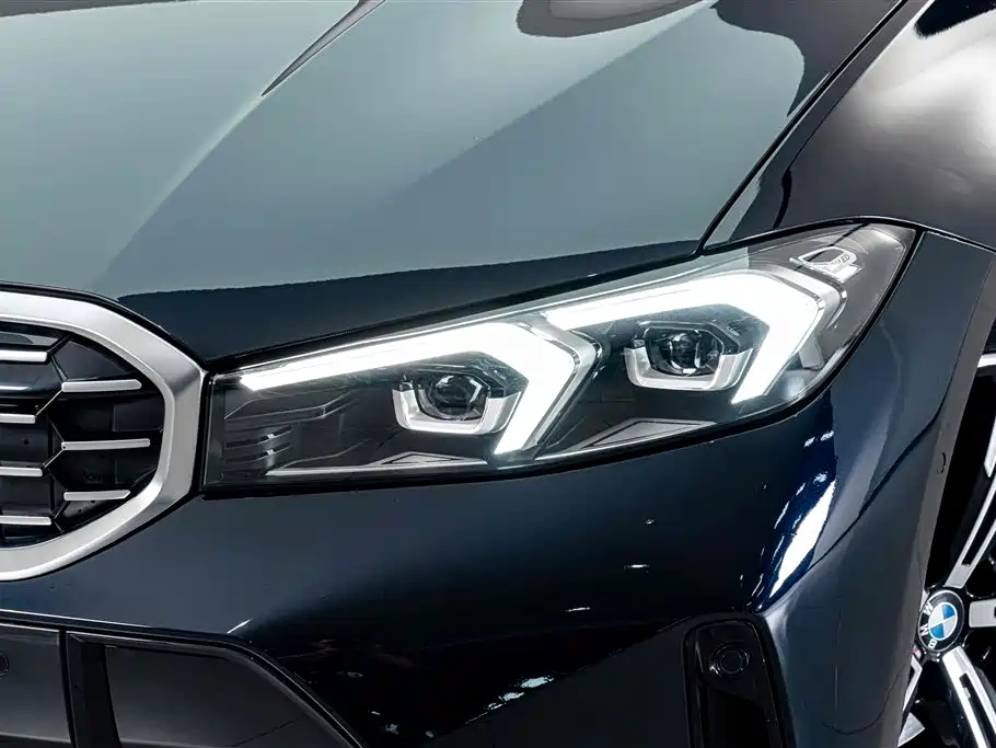 BMW 3 Series — миниатюра 4