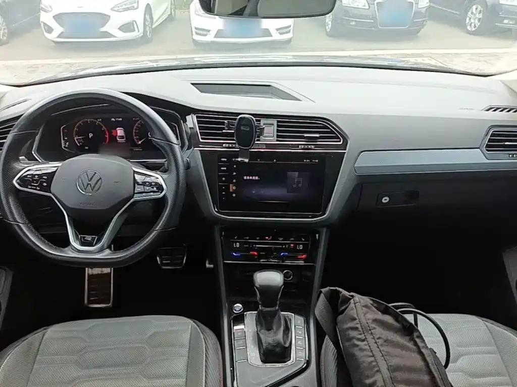 Volkswagen Tiguan X — миниатюра 10
