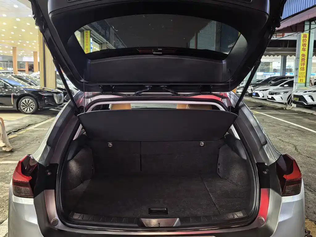 Lexus UX — миниатюра 15