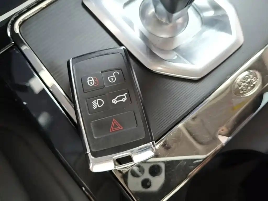 Land Rover Evoque — миниатюра 9