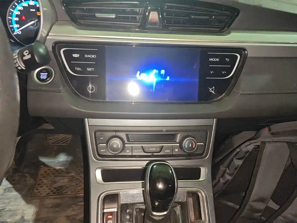 Geely Emgrand — миниатюра 13