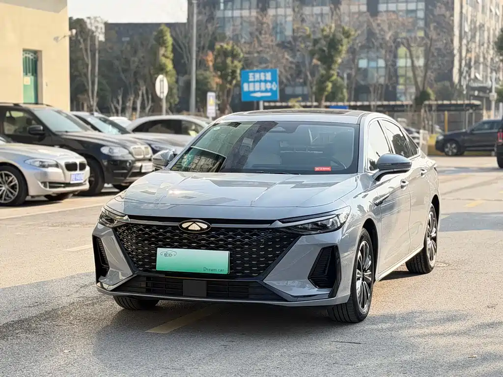 CHERY FENGYUN A8