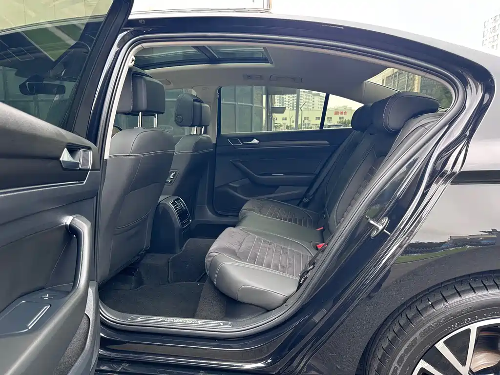 Volkswagen Magotan — миниатюра 6
