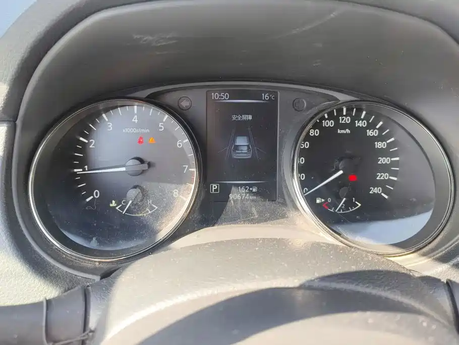 Nissan X-Trail — миниатюра 13