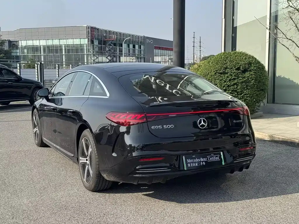 Mercedes-Benz EQS — миниатюра 18