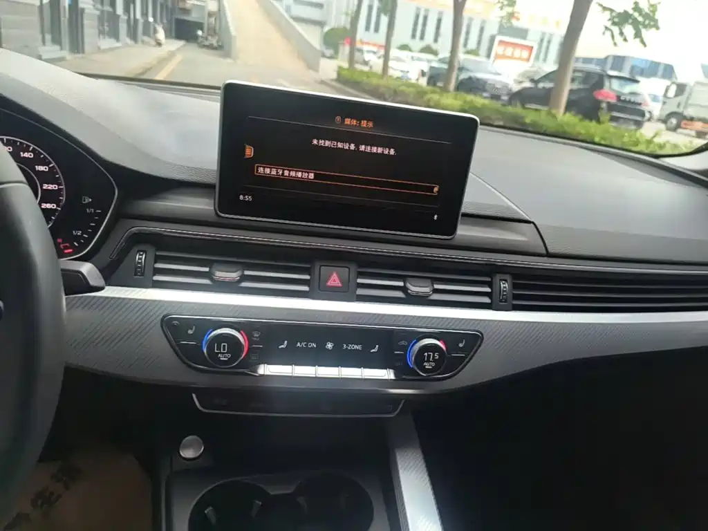 Audi A4L — миниатюра 13