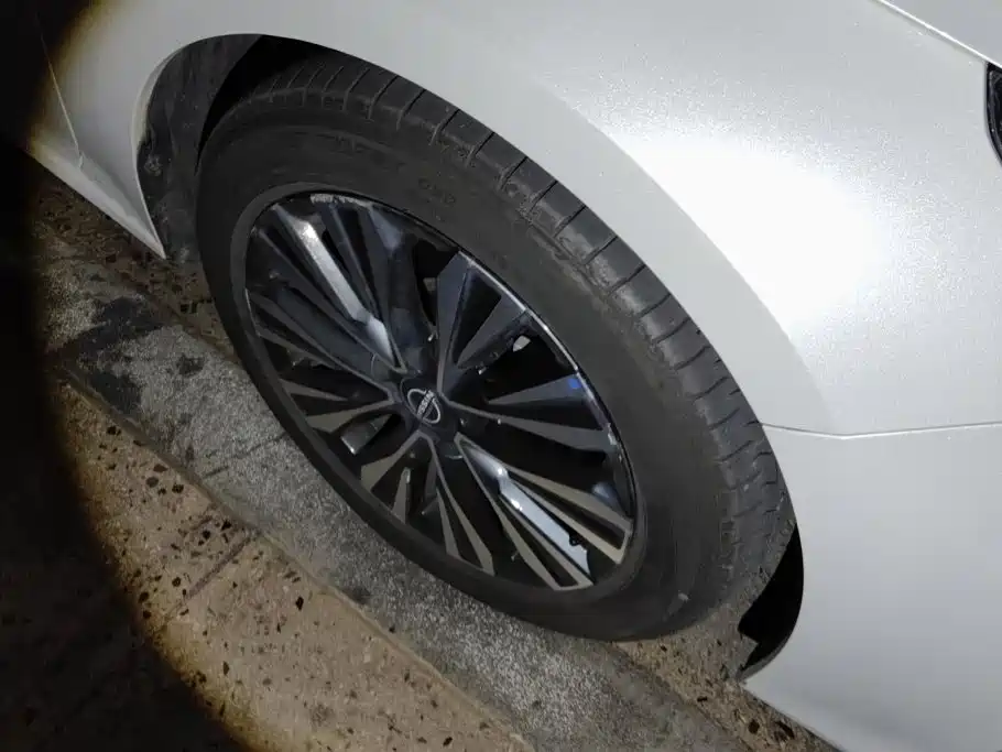 Nissan Teana — миниатюра 6