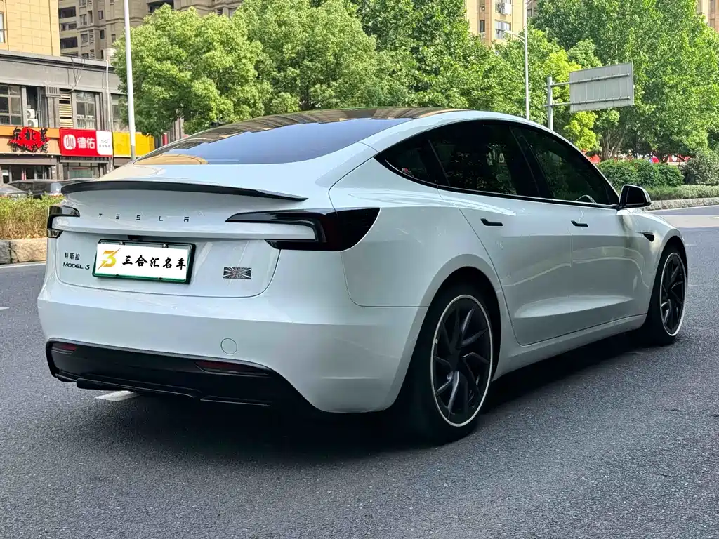 Tesla Model 3 — фотографии объявления, Фото 10