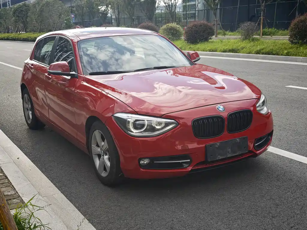 BMW 1 Series (Import) — миниатюра 3