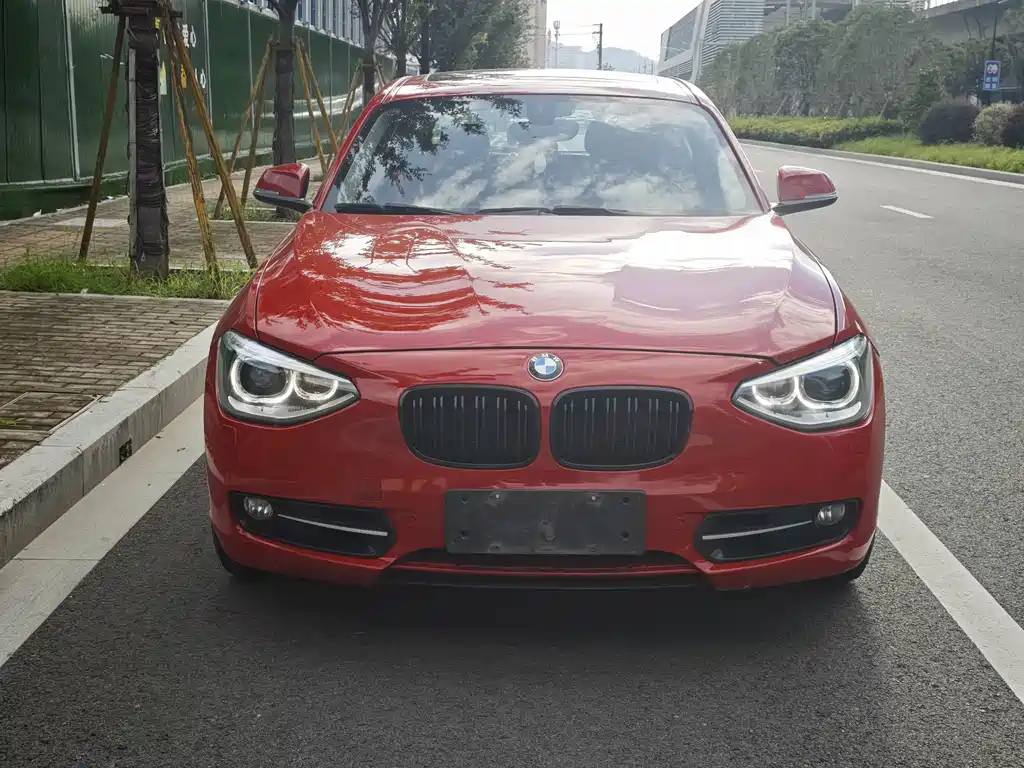 BMW 1 Series (Import) — миниатюра 2